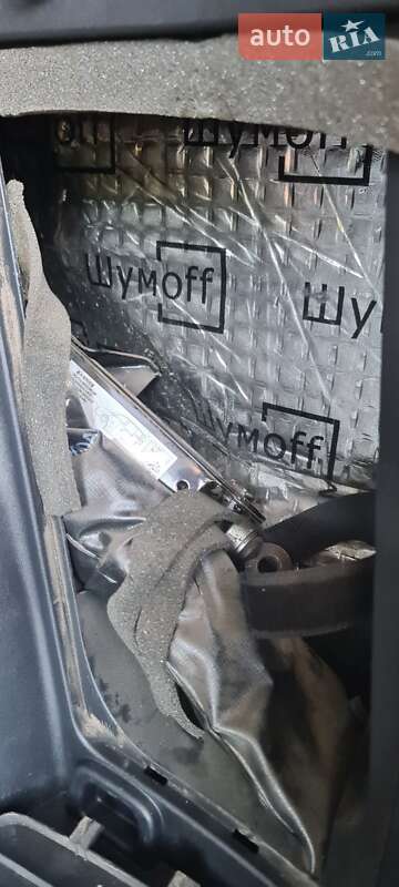 Позашляховик / Кросовер Mitsubishi Outlander 2008 в Дубні