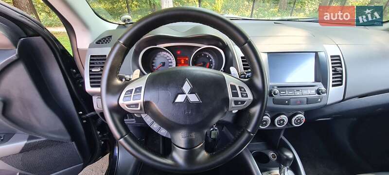 Позашляховик / Кросовер Mitsubishi Outlander 2008 в Дубні
