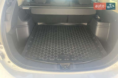 Внедорожник / Кроссовер Mitsubishi Outlander 2013 в 