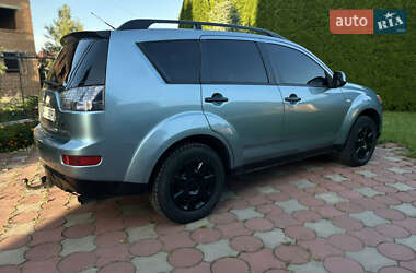 Внедорожник / Кроссовер Mitsubishi Outlander 2007 в 