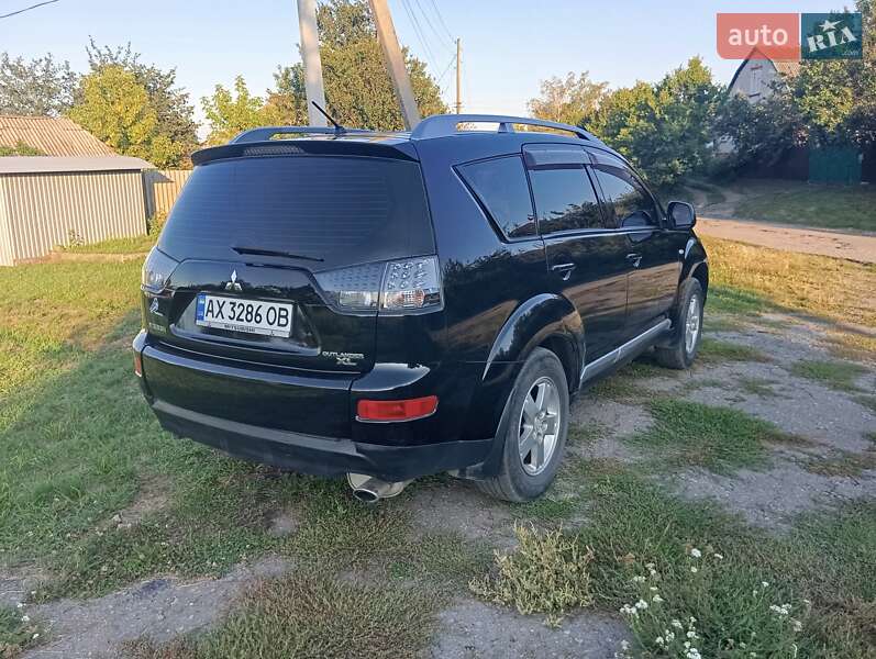 Позашляховик / Кросовер Mitsubishi Outlander 2008 в 