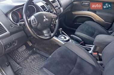Позашляховик / Кросовер Mitsubishi Outlander 2008 в 