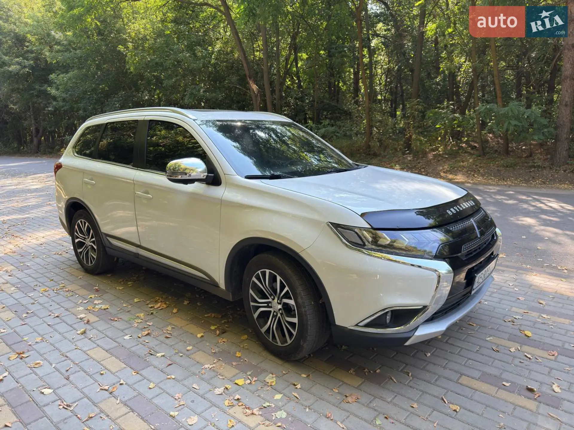 2017 Mitsubishi Outlander - мініатюра 8