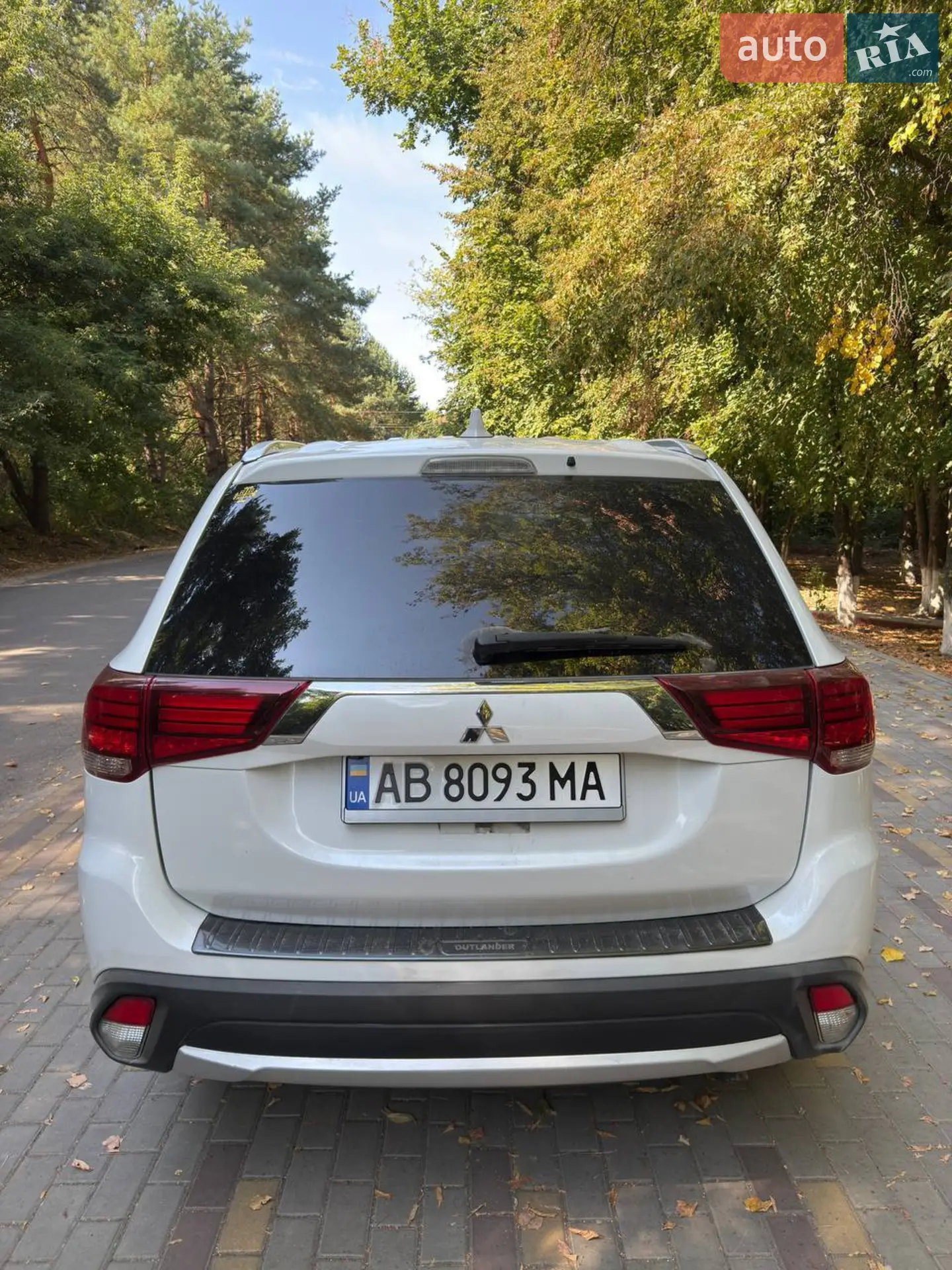 2017 Mitsubishi Outlander - мініатюра 24