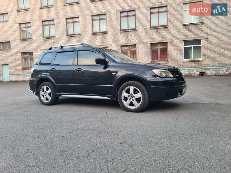 Внедорожник / Кроссовер Mitsubishi Outlander 2007 в Каменском фото 9 Внедорожник / Кроссовер Mitsubishi Outlander 2007 в Каменском