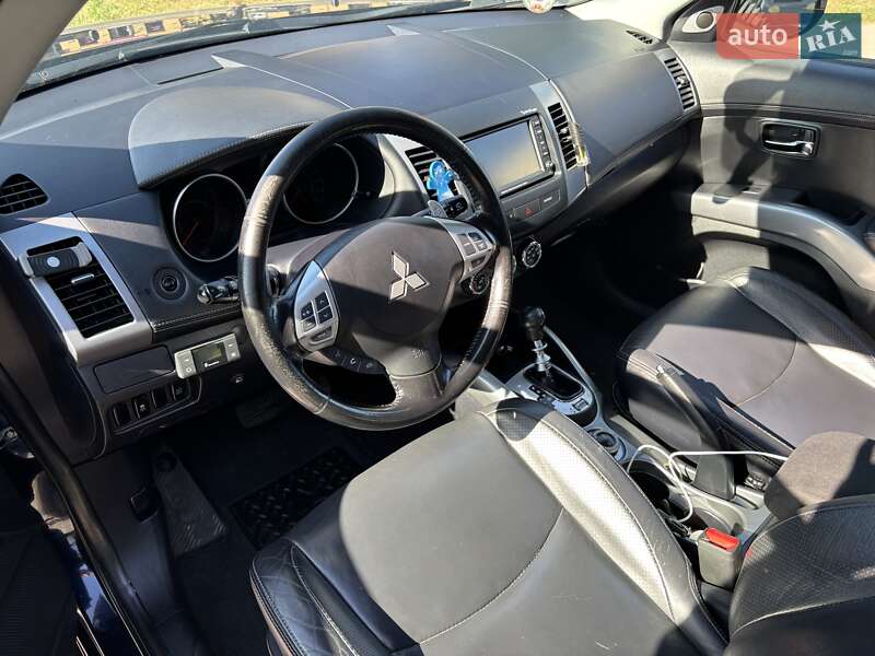 Позашляховик / Кросовер Mitsubishi Outlander 2010 в Білій Церкві