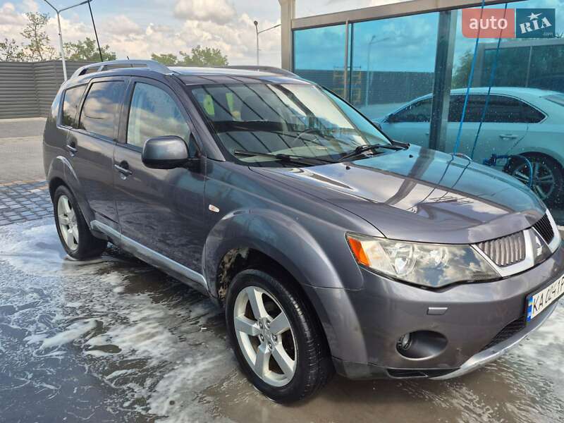 Mitsubishi Outlander 2008