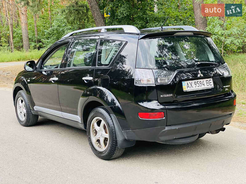 Внедорожник / Кроссовер Mitsubishi Outlander 2008 в Харькове