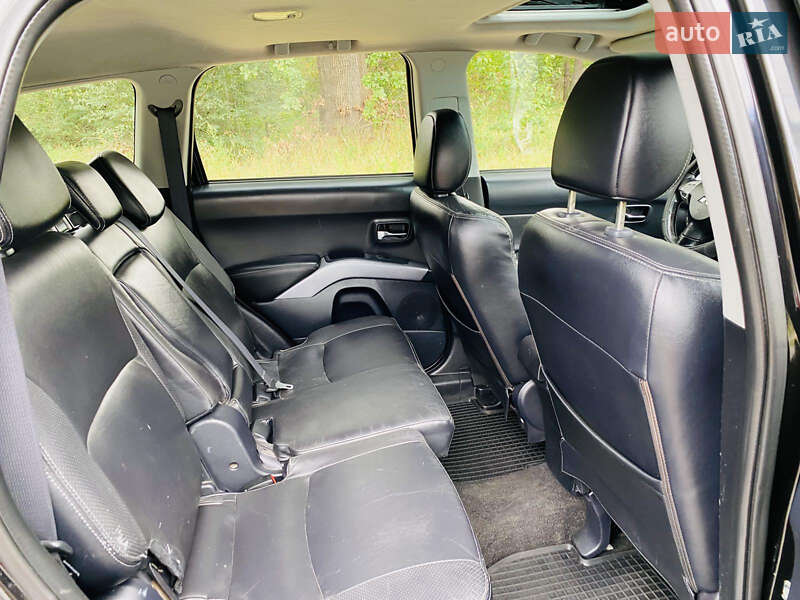 Внедорожник / Кроссовер Mitsubishi Outlander 2008 в Харькове