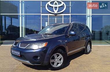 Позашляховик / Кросовер Mitsubishi Outlander 2008 в Києві