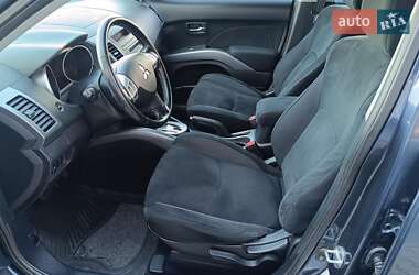 Внедорожник / Кроссовер Mitsubishi Outlander 2008 в 