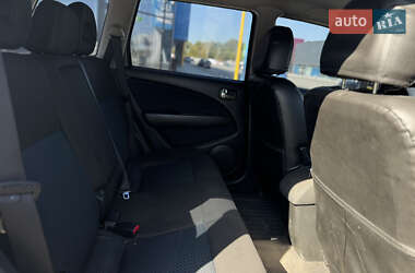 Внедорожник / Кроссовер Mitsubishi Outlander 2008 в 