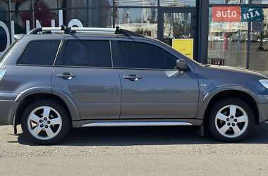Внедорожник / Кроссовер Mitsubishi Outlander 2008 в 