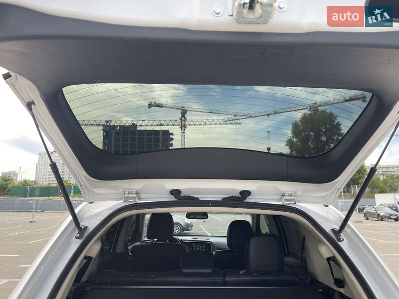 Позашляховик / Кросовер Mitsubishi Outlander 2017 в Києві фото 2 Позашляховик / Кросовер Mitsubishi Outlander 2017 в Києві