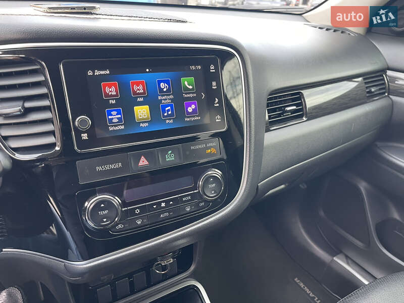 Позашляховик / Кросовер Mitsubishi Outlander 2017 в Києві фото 26 Позашляховик / Кросовер Mitsubishi Outlander 2017 в Києві