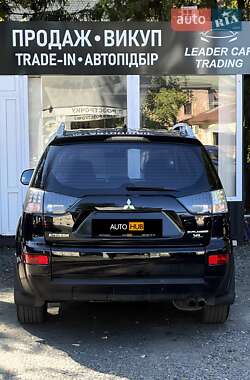Внедорожник / Кроссовер Mitsubishi Outlander 2008 в 