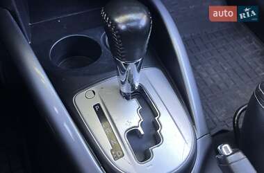 Внедорожник / Кроссовер Mitsubishi Outlander 2008 в 