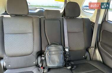Внедорожник / Кроссовер Mitsubishi Outlander 2014 в 