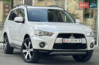 Позашляховик / Кросовер Mitsubishi Outlander 2012 в Житомирі
