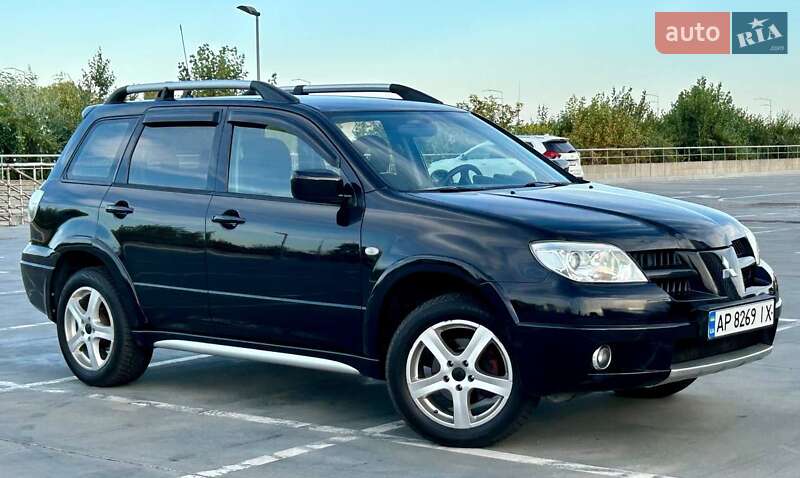 Внедорожник / Кроссовер Mitsubishi Outlander 2008 в 