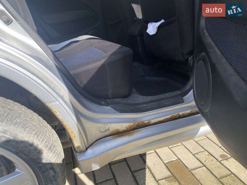 Позашляховик / Кросовер Mitsubishi Outlander 2007 в Вижниці