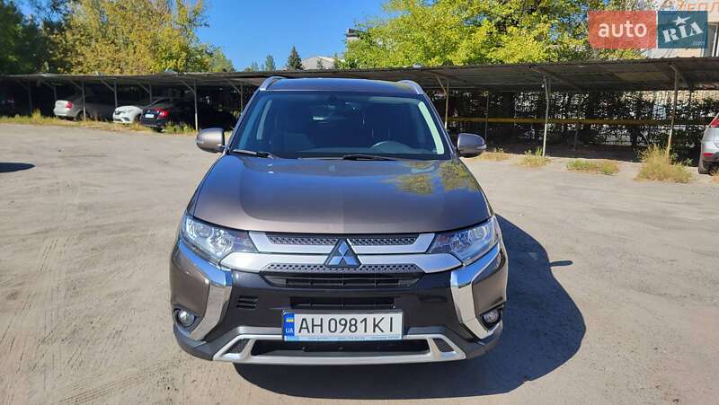 Mitsubishi Outlander 2018