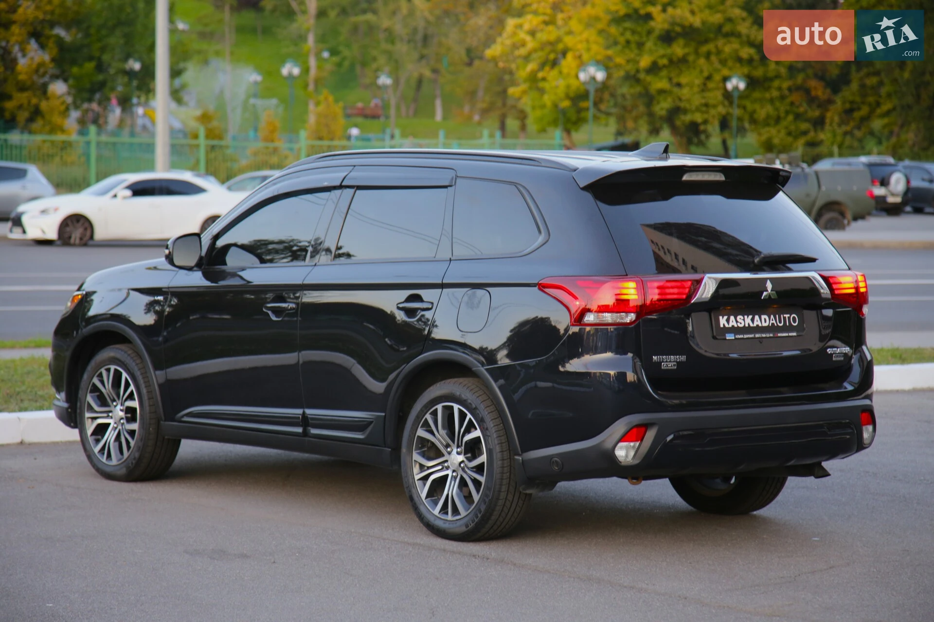 2018 Mitsubishi Outlander - мініатюра 4
