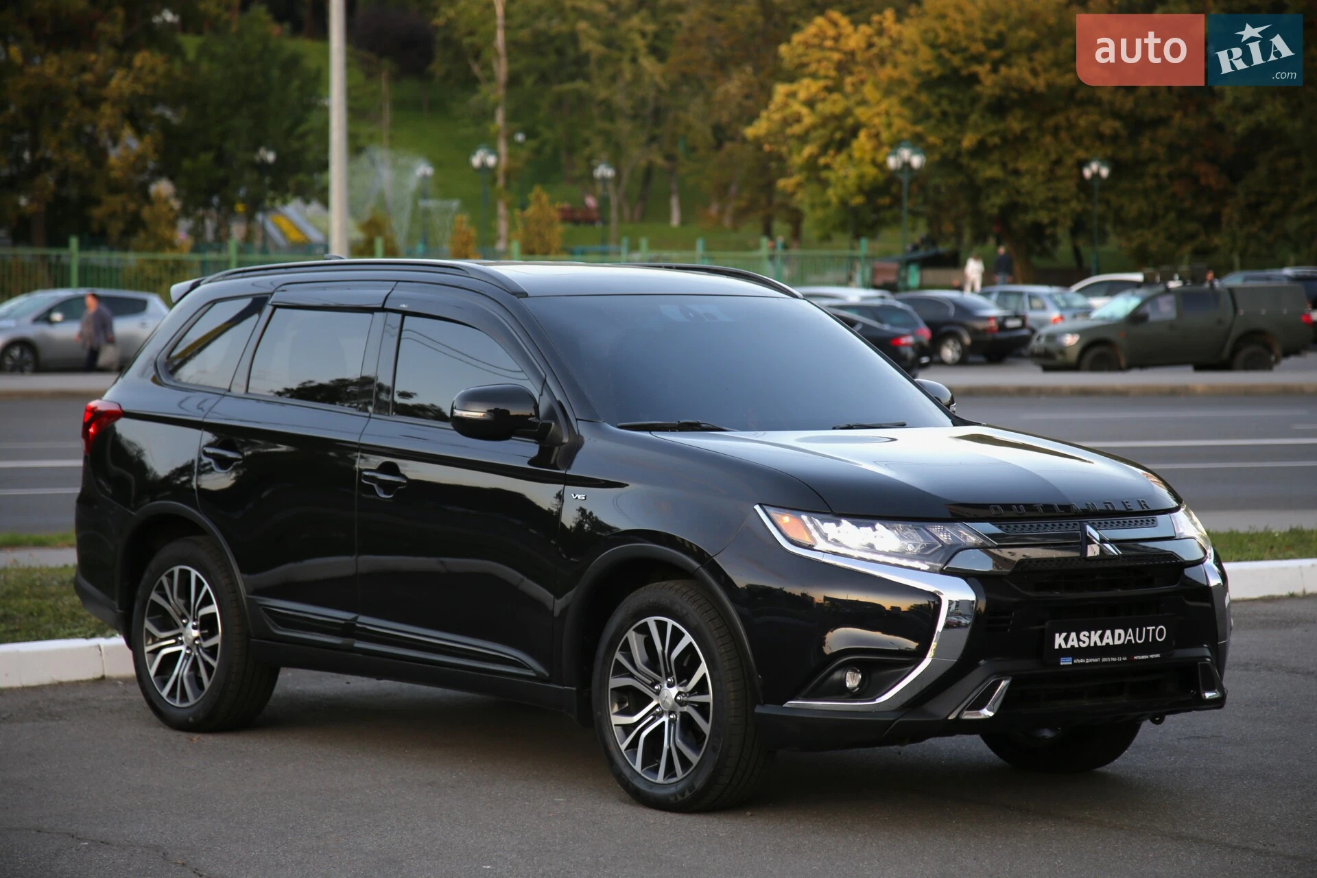 2018 Mitsubishi Outlander - мініатюра 3