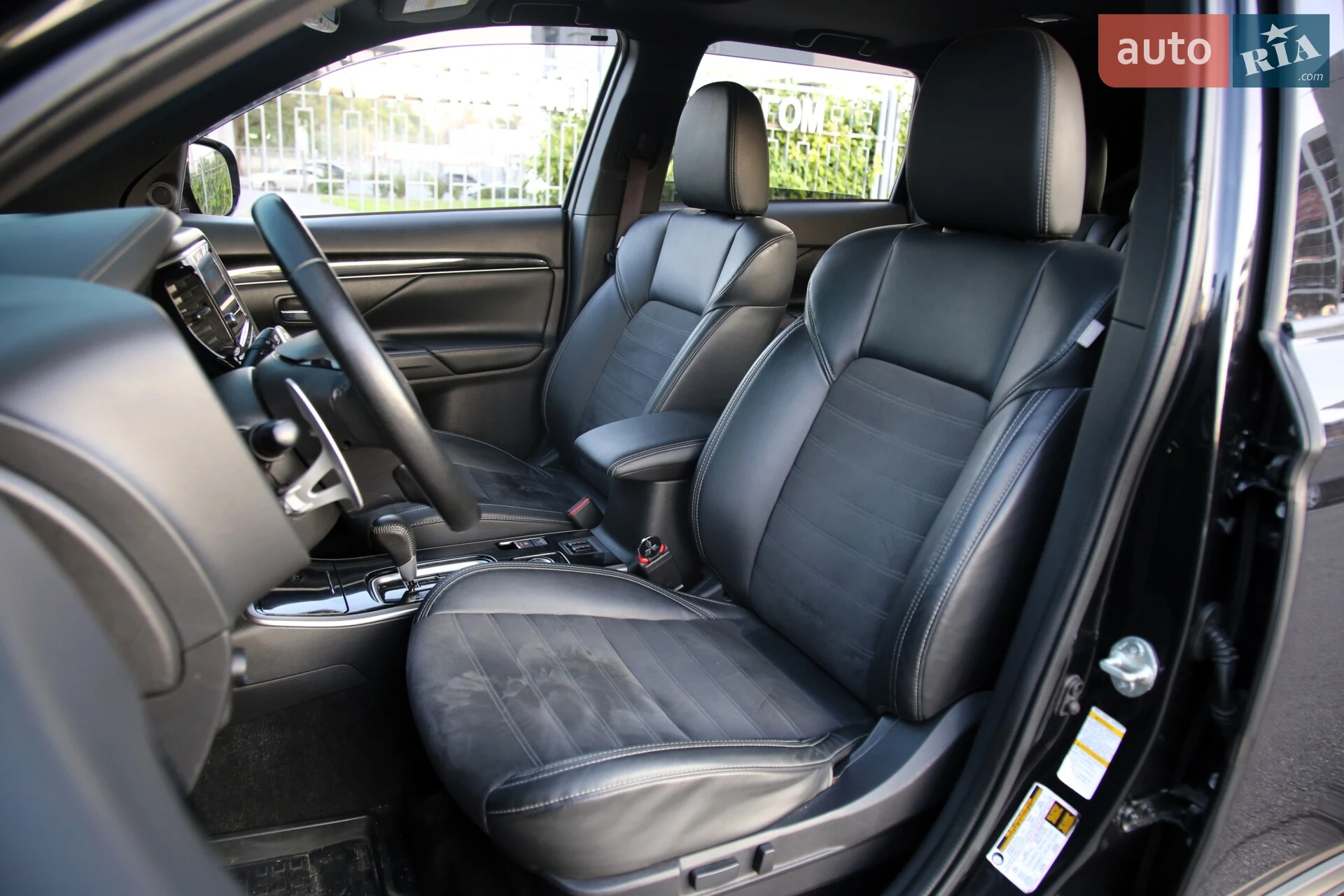2018 Mitsubishi Outlander - мініатюра 8