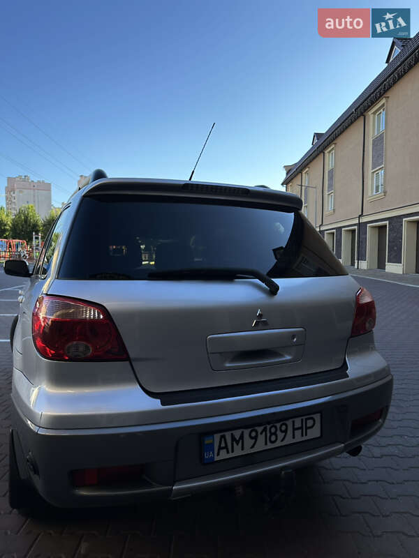Позашляховик / Кросовер Mitsubishi Outlander 2005 в Софіївській Борщагівці