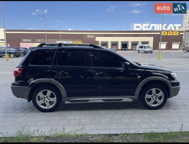 Позашляховик / Кросовер Mitsubishi Outlander 2006 в Черкасах