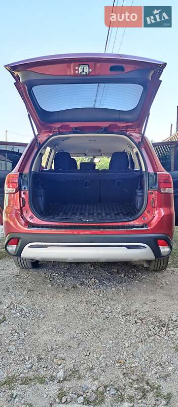 Внедорожник / Кроссовер Mitsubishi Outlander 2018 в Кропивницком фото 7 Внедорожник / Кроссовер Mitsubishi Outlander 2018 в Кропивницком