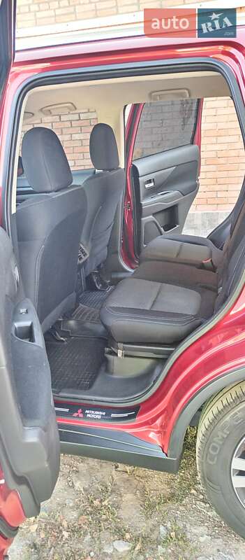 Внедорожник / Кроссовер Mitsubishi Outlander 2018 в Кропивницком фото 14 Внедорожник / Кроссовер Mitsubishi Outlander 2018 в Кропивницком