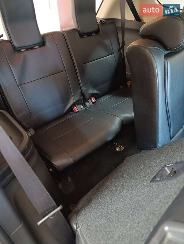 Позашляховик / Кросовер Mitsubishi Outlander 2016 в Білій Церкві фото 42 Позашляховик / Кросовер Mitsubishi Outlander 2016 в Білій Церкві