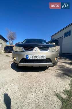 Внедорожник / Кроссовер Mitsubishi Outlander 2007 в 