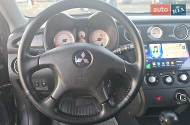 Внедорожник / Кроссовер Mitsubishi Outlander 2007 в Киеве
