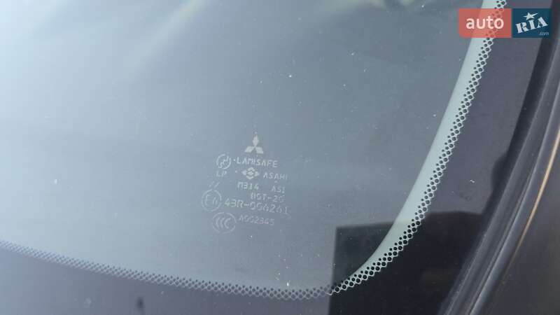 Внедорожник / Кроссовер Mitsubishi Outlander 2007 в Киеве