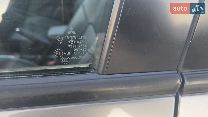 Внедорожник / Кроссовер Mitsubishi Outlander 2007 в Киеве