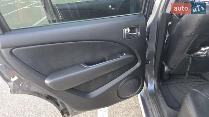 Внедорожник / Кроссовер Mitsubishi Outlander 2007 в Киеве