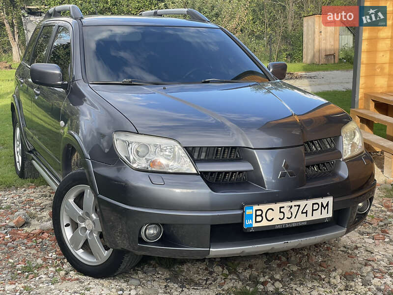 Внедорожник / Кроссовер Mitsubishi Outlander 2006 в Трускавце