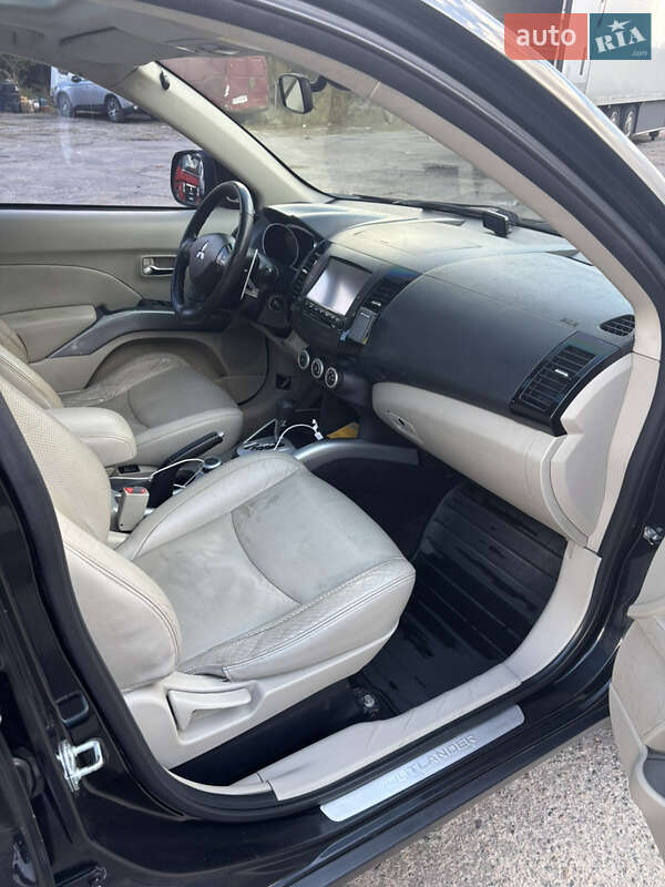 Позашляховик / Кросовер Mitsubishi Outlander 2008 в Броварах фото 14 Позашляховик / Кросовер Mitsubishi Outlander 2008 в Броварах