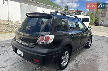Внедорожник / Кроссовер Mitsubishi Outlander 2004 в 
