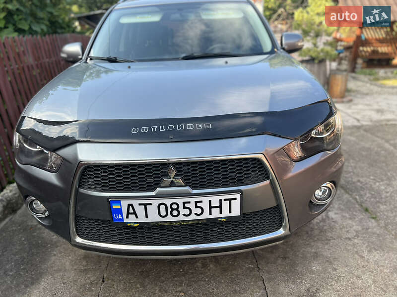 Позашляховик / Кросовер Mitsubishi Outlander 2013 в Івано-Франківську фото 2 Позашляховик / Кросовер Mitsubishi Outlander 2013 в Івано-Франківську