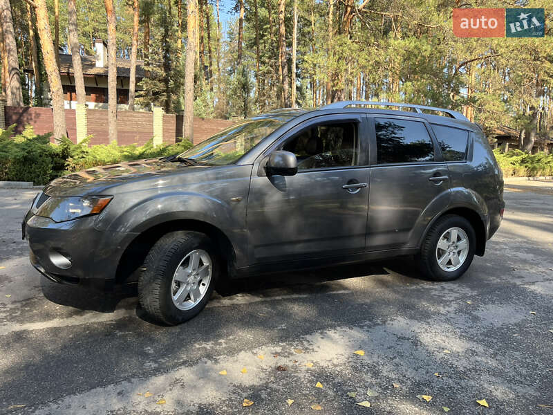 Внедорожник / Кроссовер Mitsubishi Outlander 2007 в Новомосковске