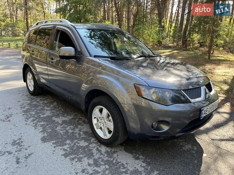 Внедорожник / Кроссовер Mitsubishi Outlander 2007 в Новомосковске