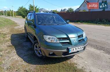 Позашляховик / Кросовер Mitsubishi Outlander 2006 в Києві