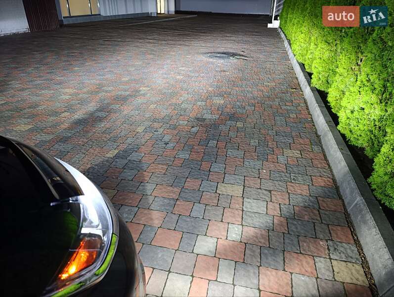 Позашляховик / Кросовер Mitsubishi Outlander 2016 в Білій Церкві фото 45 Позашляховик / Кросовер Mitsubishi Outlander 2016 в Білій Церкві