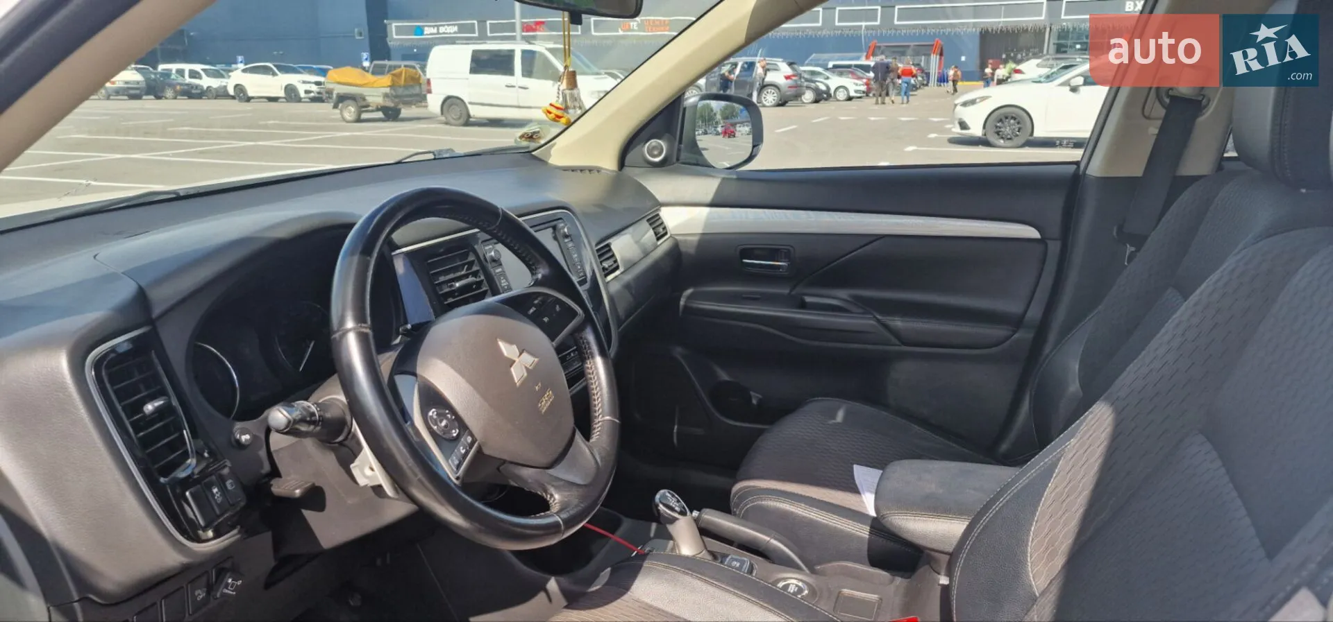 2014 Mitsubishi Outlander - мініатюра 12