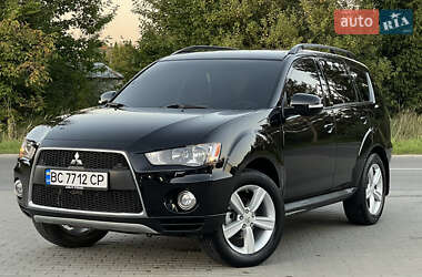 Внедорожник / Кроссовер Mitsubishi Outlander 2012 в Дрогобыче