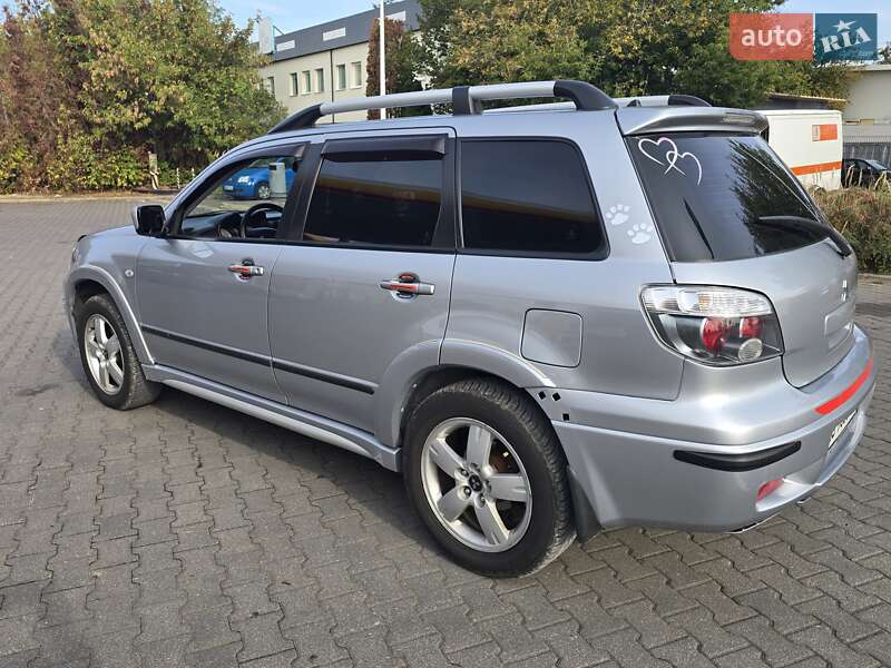 Позашляховик / Кросовер Mitsubishi Outlander 2006 в Вінниці